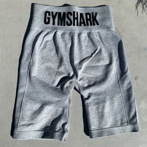 Gymshark Flex cycling Shorts-small